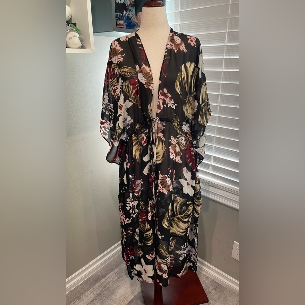 Walter Baker Floral Caftan Tulum Tropical
Kimono Cover Up Kimono Sheer One Size